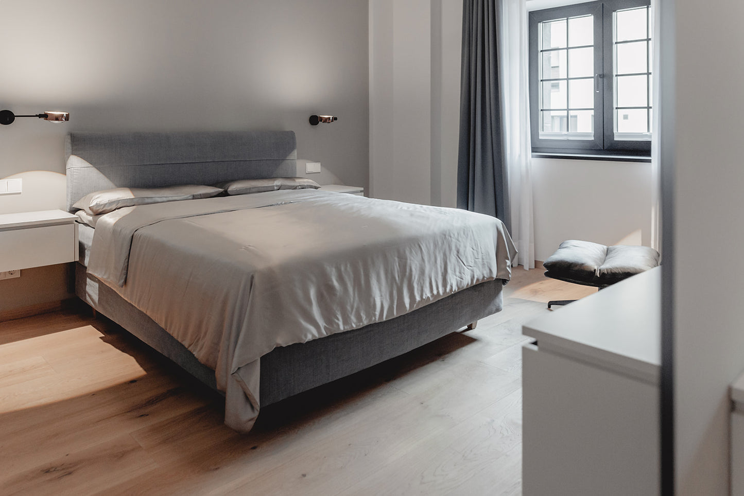 Silk Bedding Grey
