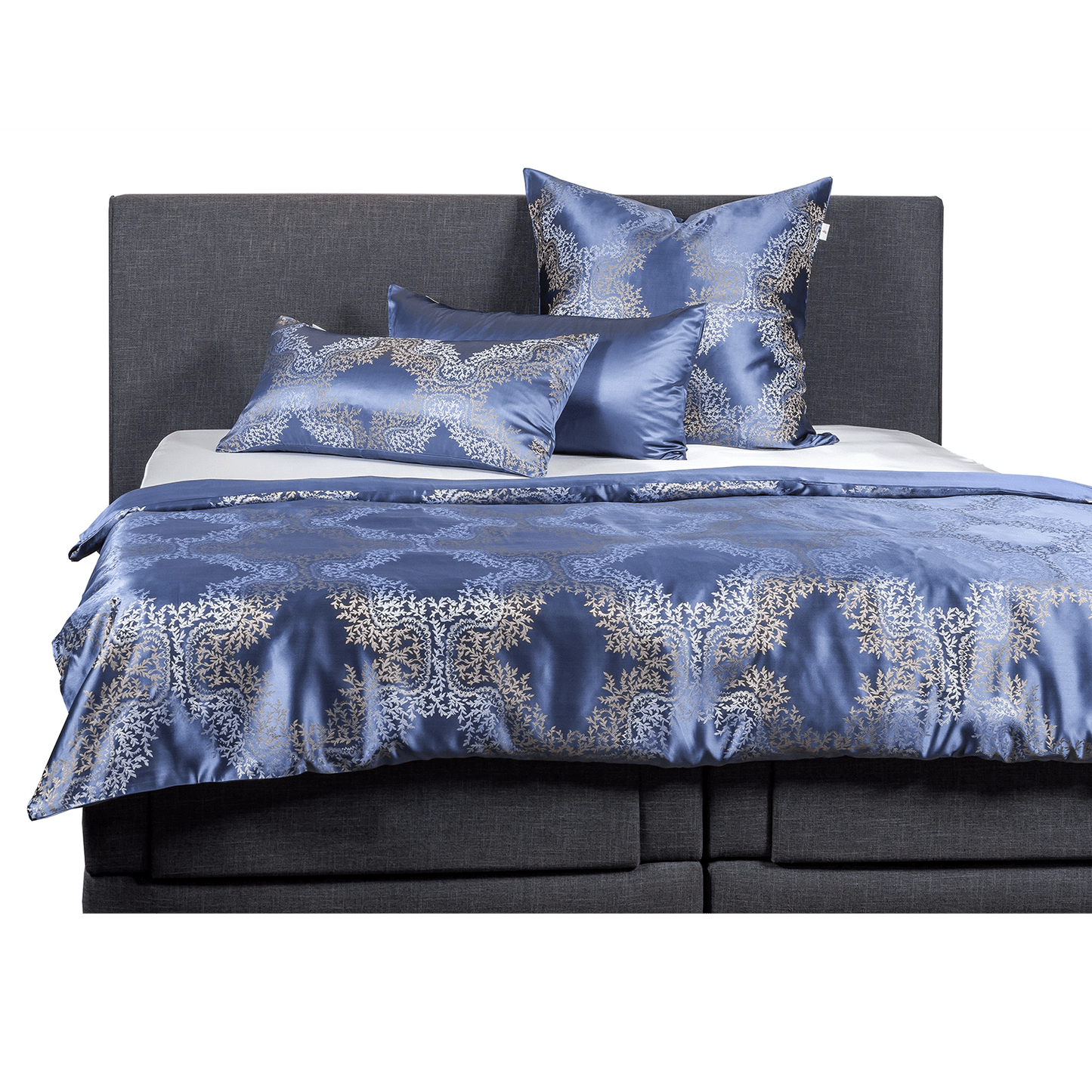 Load image into Gallery viewer, Silk Bedding Deep Blue
