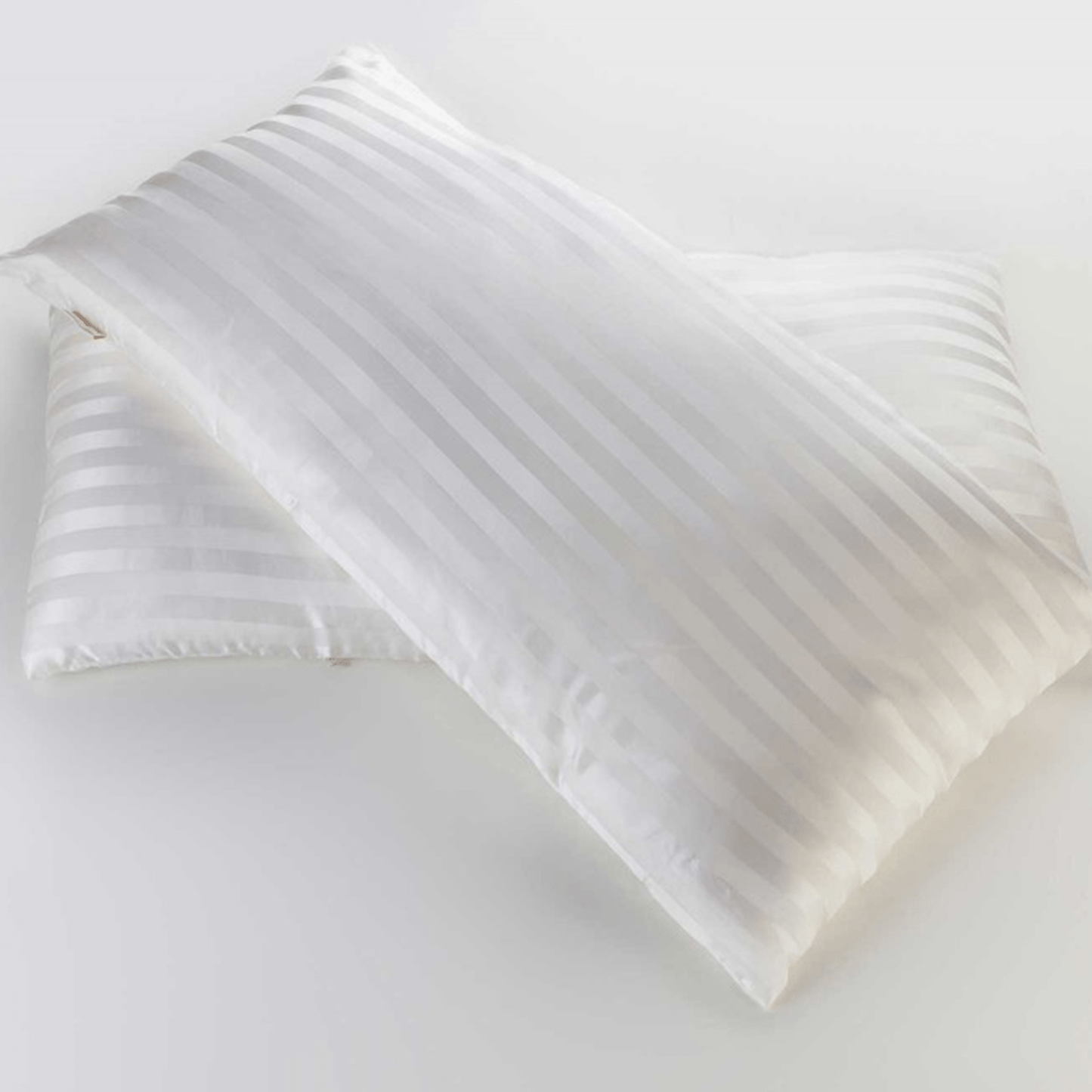 Load image into Gallery viewer, Silk pillow
